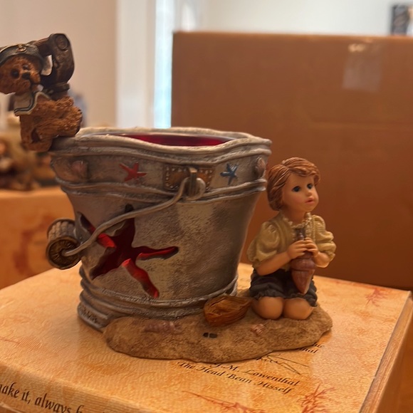 NIB Set Of 5  The Original Yesterdays Child Figurines - Picture 6 of 12